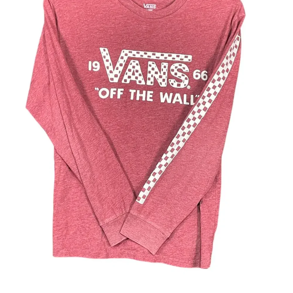 Lady's long sleeve Vans brand graphic piullover shirt. large size in petite